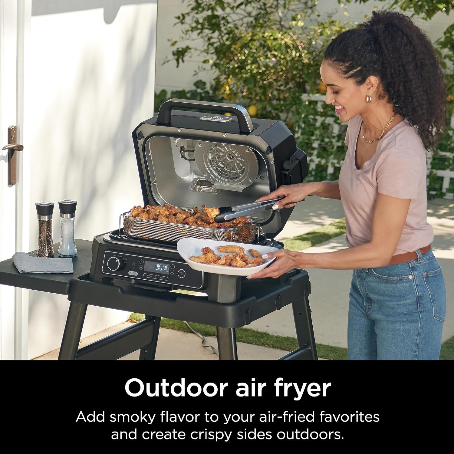 Ninja Woodfire Outdoor XL Grill & Smoker photo 4